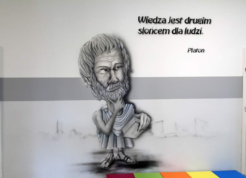 Mural karykatura Platona namalowana w szkole, mural na szkolnym korytarzu